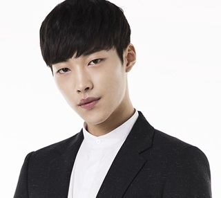 Actor Woo Do Hwan